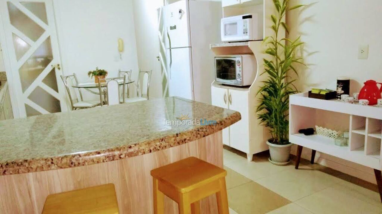 Apartment for vacation rental in Itapema (Centro)