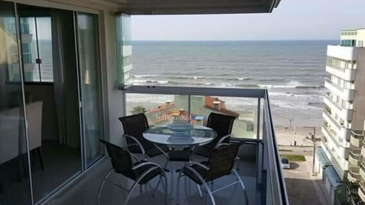 Apartment for vacation rental in Itapema (Meia Praia)