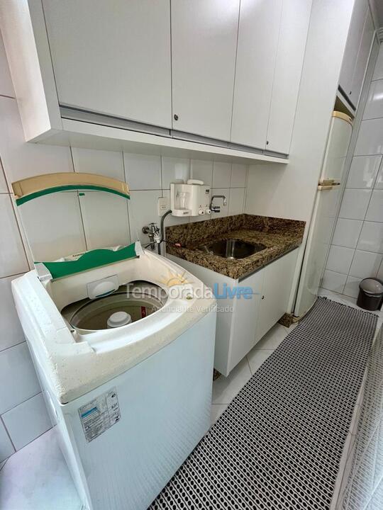 Apartamento para aluguel de temporada em Itapema (Meia Praia)