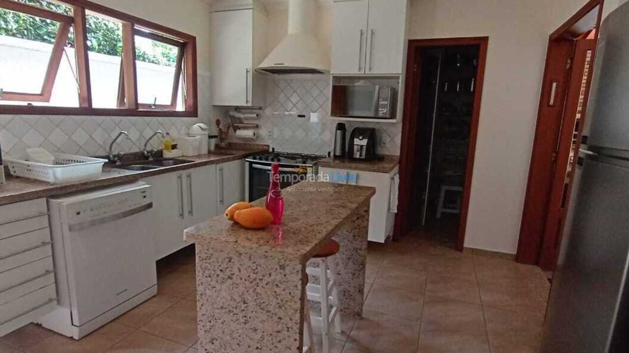 Casa para alquiler de vacaciones em São Sebastião (Juquehy)