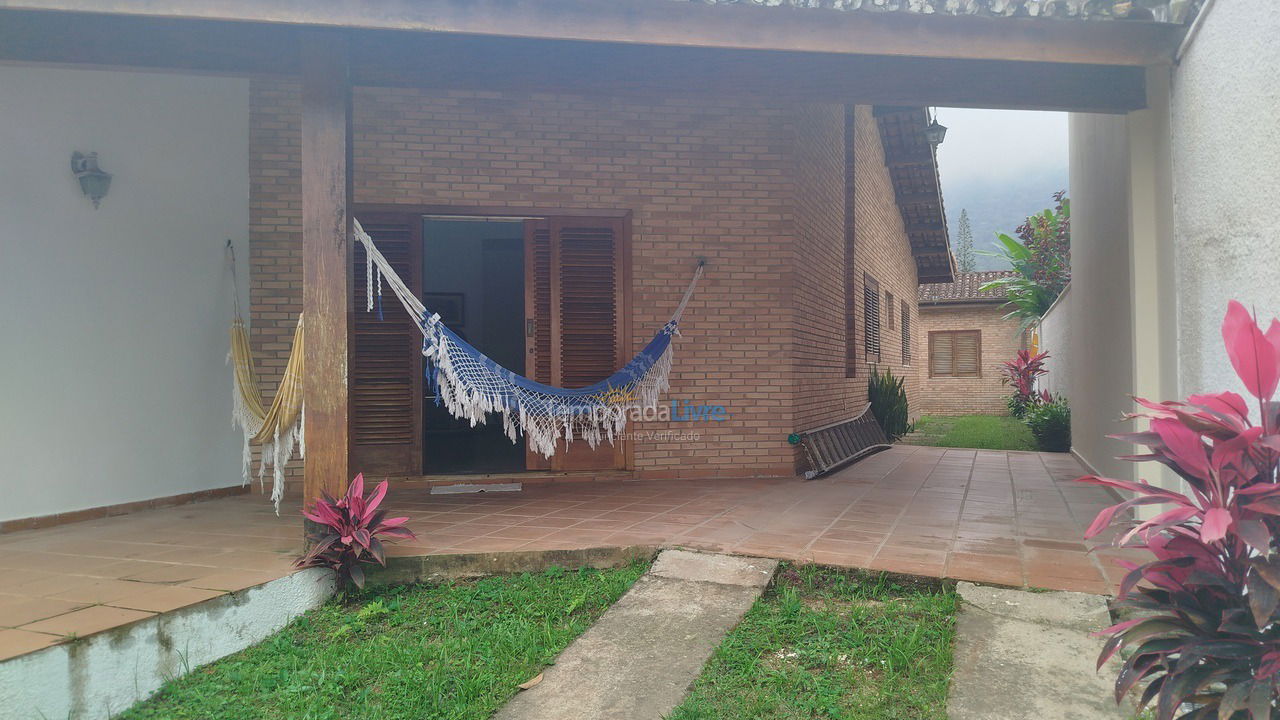 House for vacation rental in Ubatuba (Praia do Lázaro)