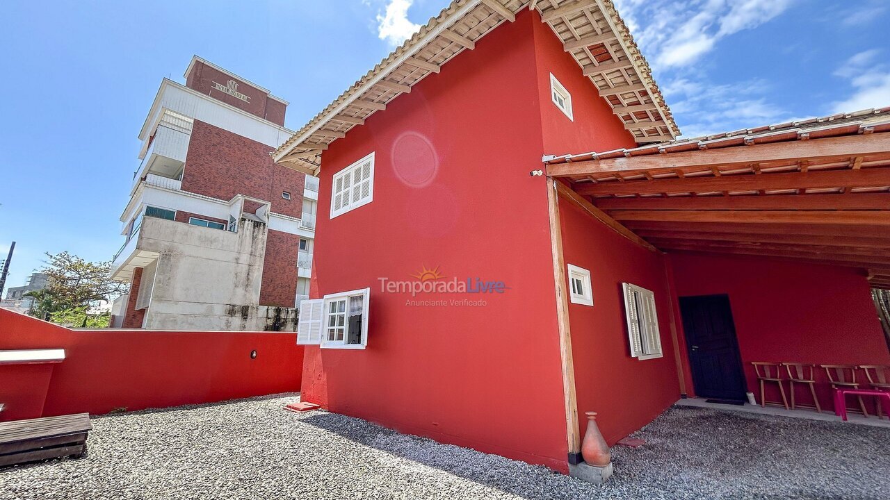 House for vacation rental in Bombinhas (Mariscal)