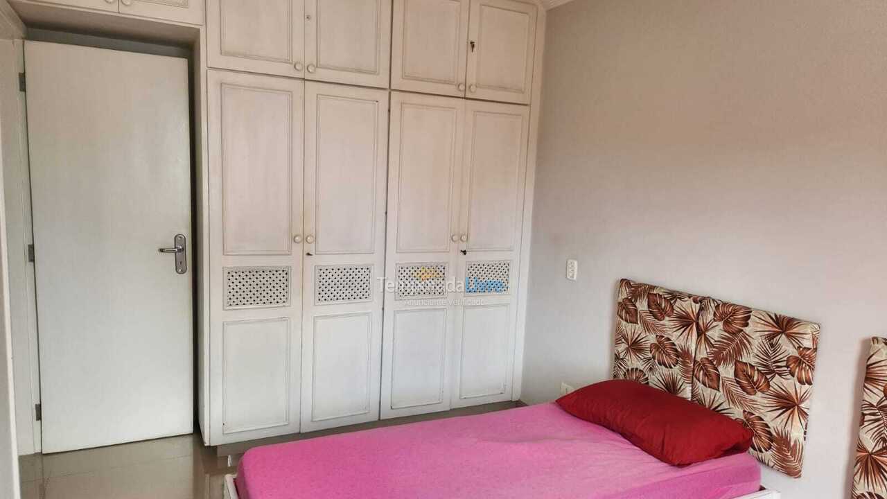 Apartment for vacation rental in Guarujá (Pitangueiras)