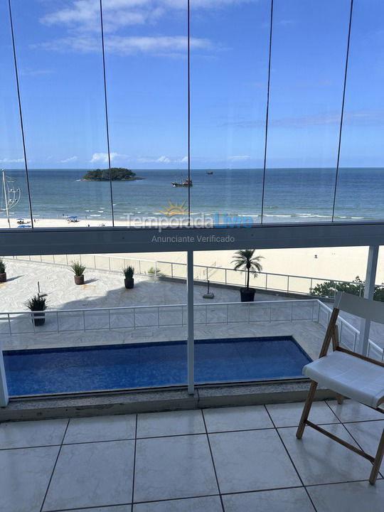 Apartamento para aluguel de temporada em Balneário Camboriú (Praia Central)