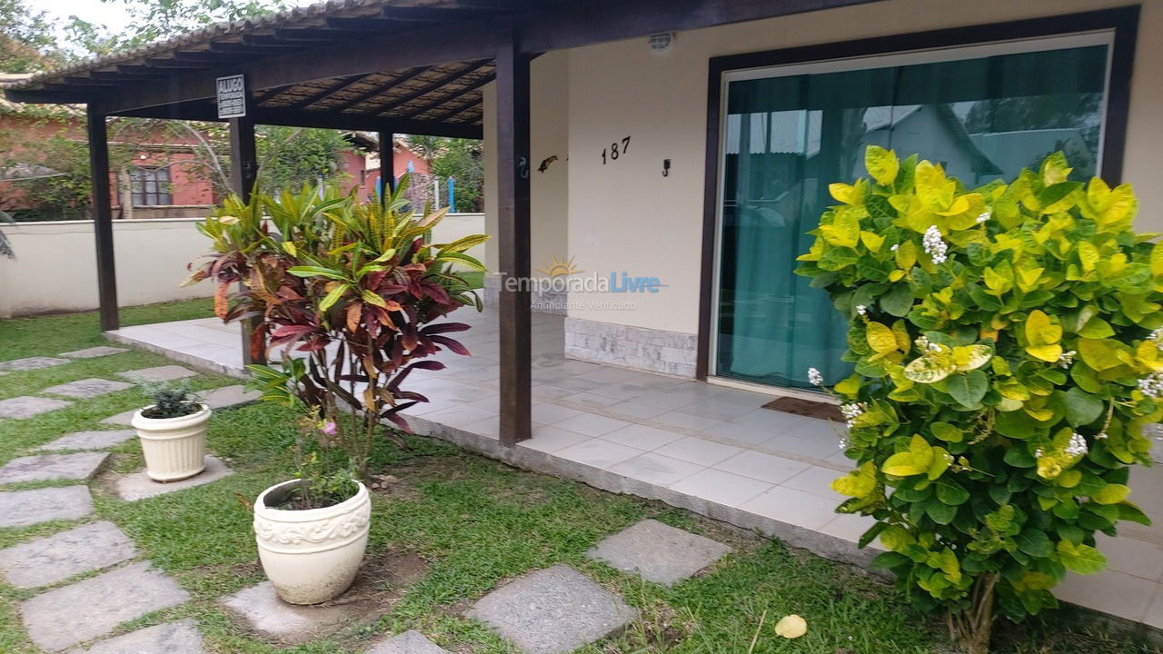 Casa para aluguel de temporada em Cabo Frio (Unamar)