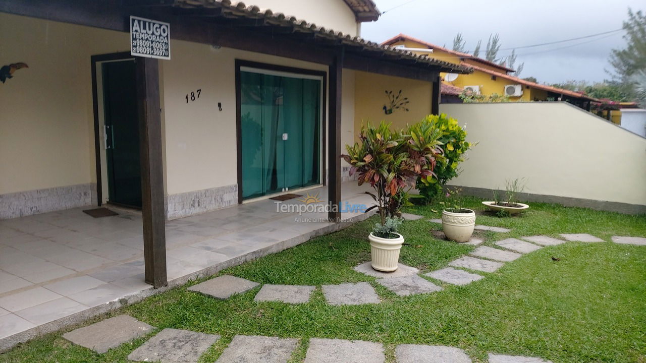 Casa para aluguel de temporada em Cabo Frio (Unamar)