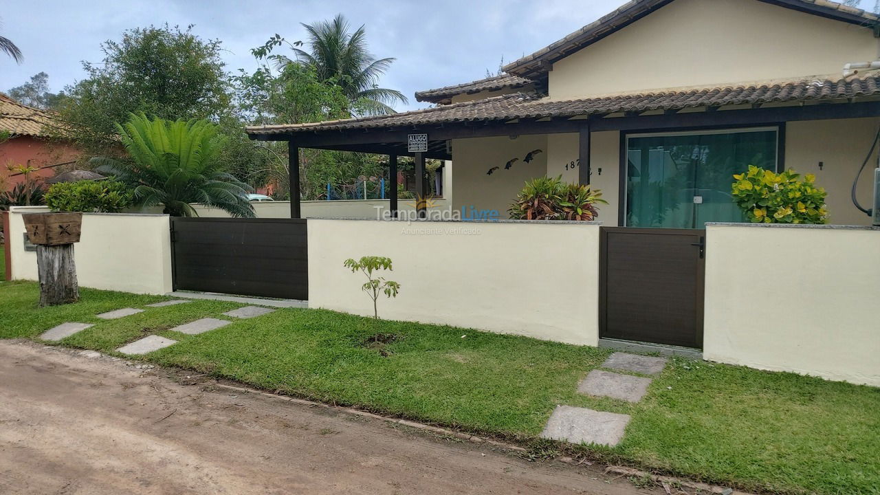 Casa para aluguel de temporada em Cabo Frio (Unamar)