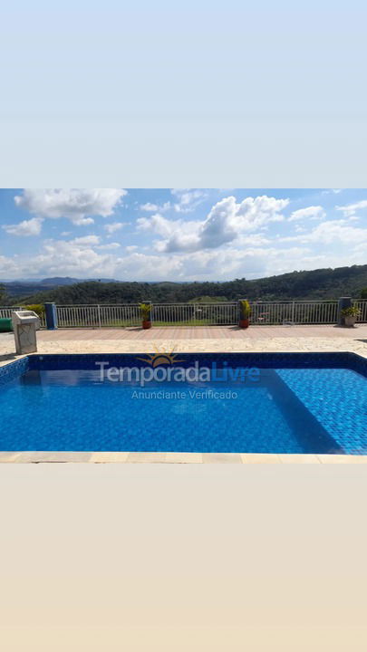 Granja para alquiler de vacaciones em Igaratá (Bairro Fazenda São Pedro)