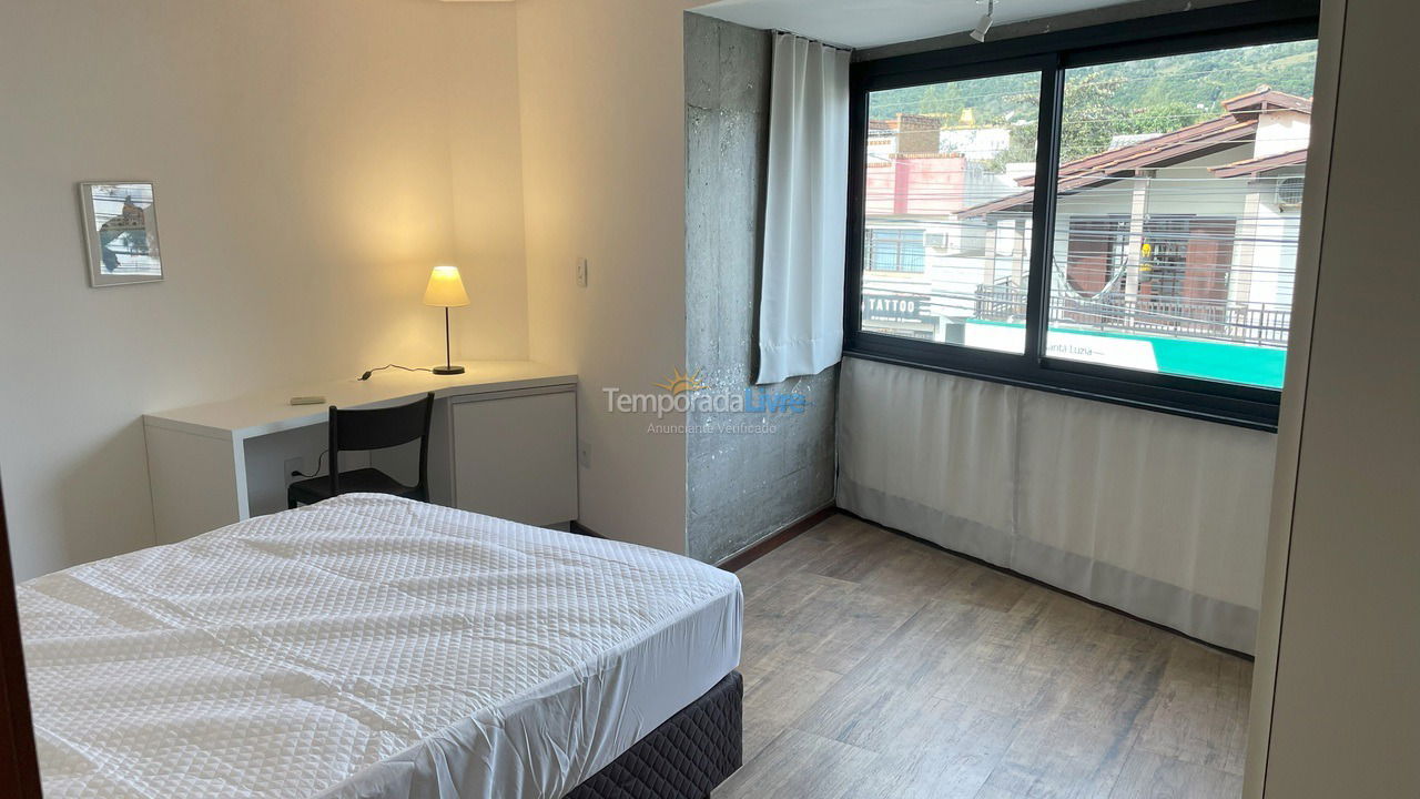 Apartamento para alquiler de vacaciones em Garopaba (Centro)