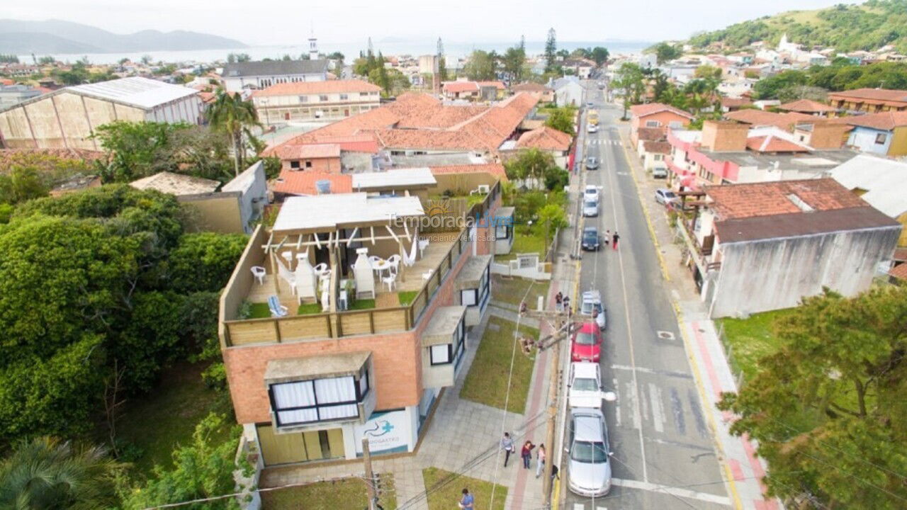 Apartamento para alquiler de vacaciones em Garopaba (Centro)