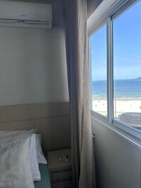 60 B APARTAMENTO FRENTE AL MAR 4 DORMITORIOS Balneário Camboriú