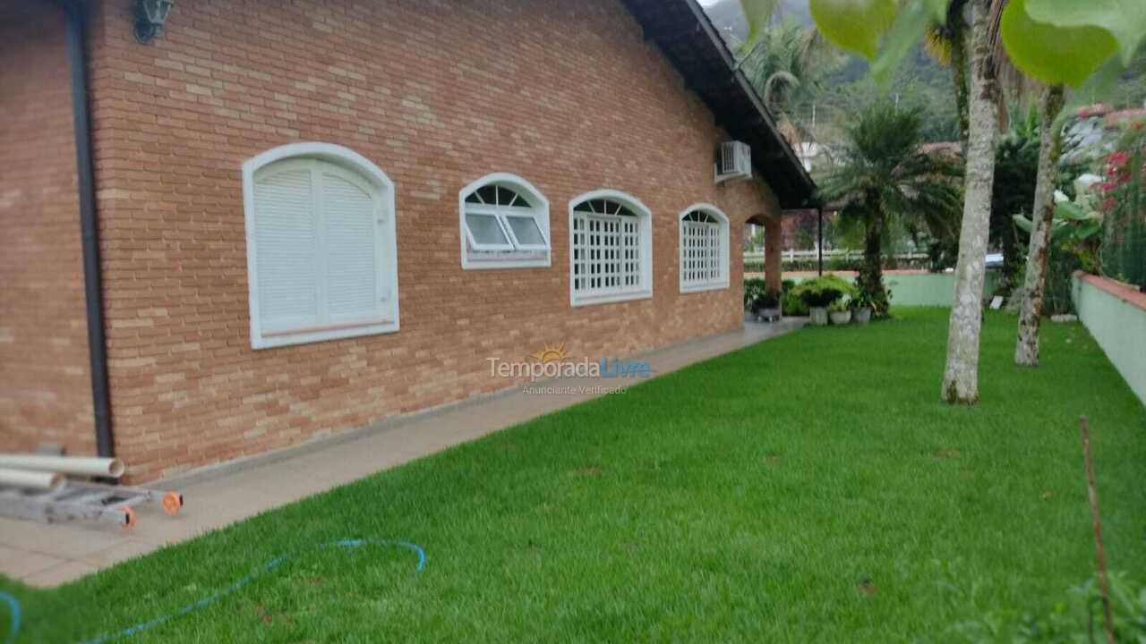 House for vacation rental in Ubatuba (Praia Lagoinha)