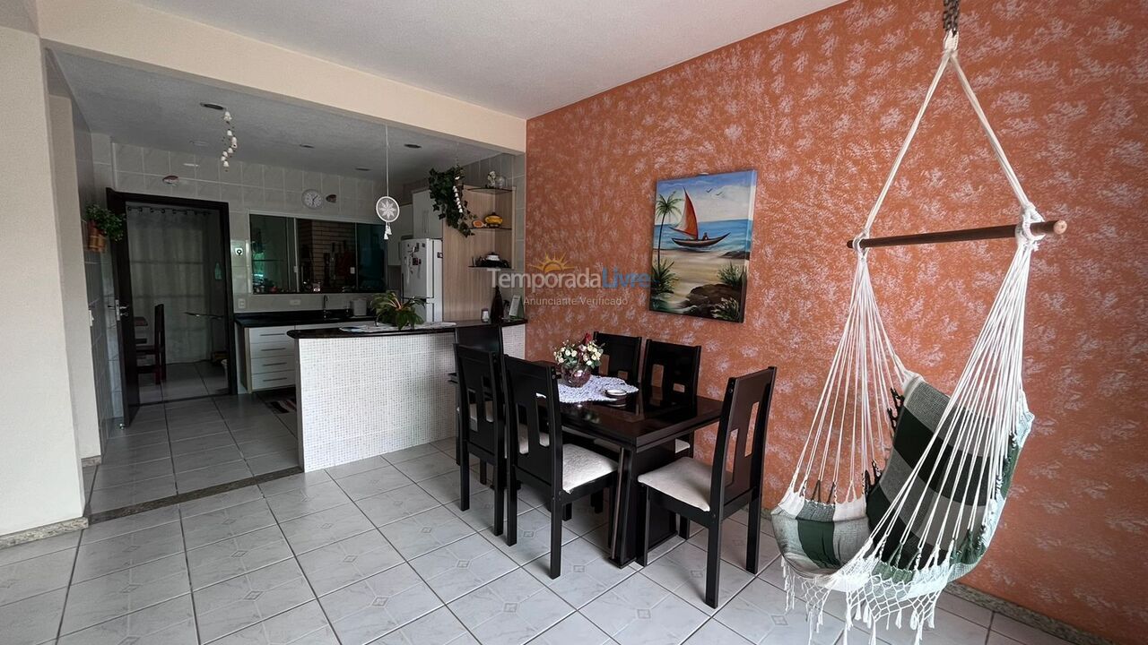 Casa para aluguel de temporada em São Francisco do Sul (Itaguaçu)