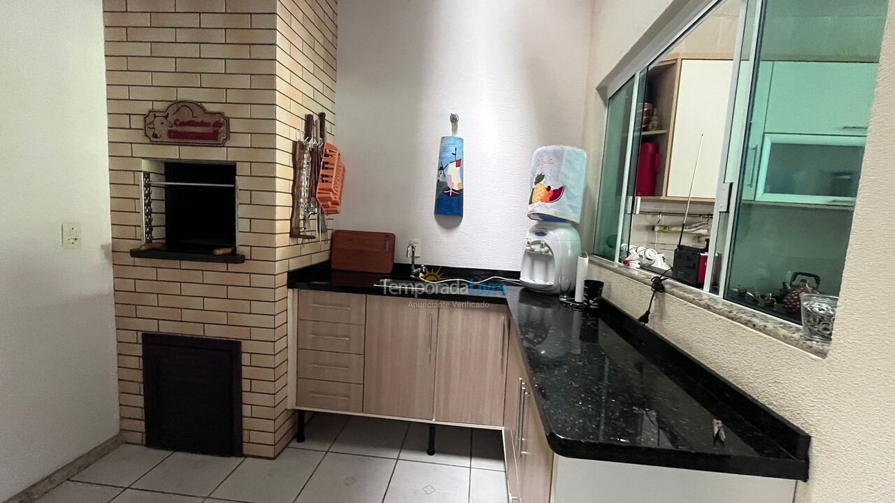 Casa para aluguel de temporada em São Francisco do Sul (Itaguaçu)