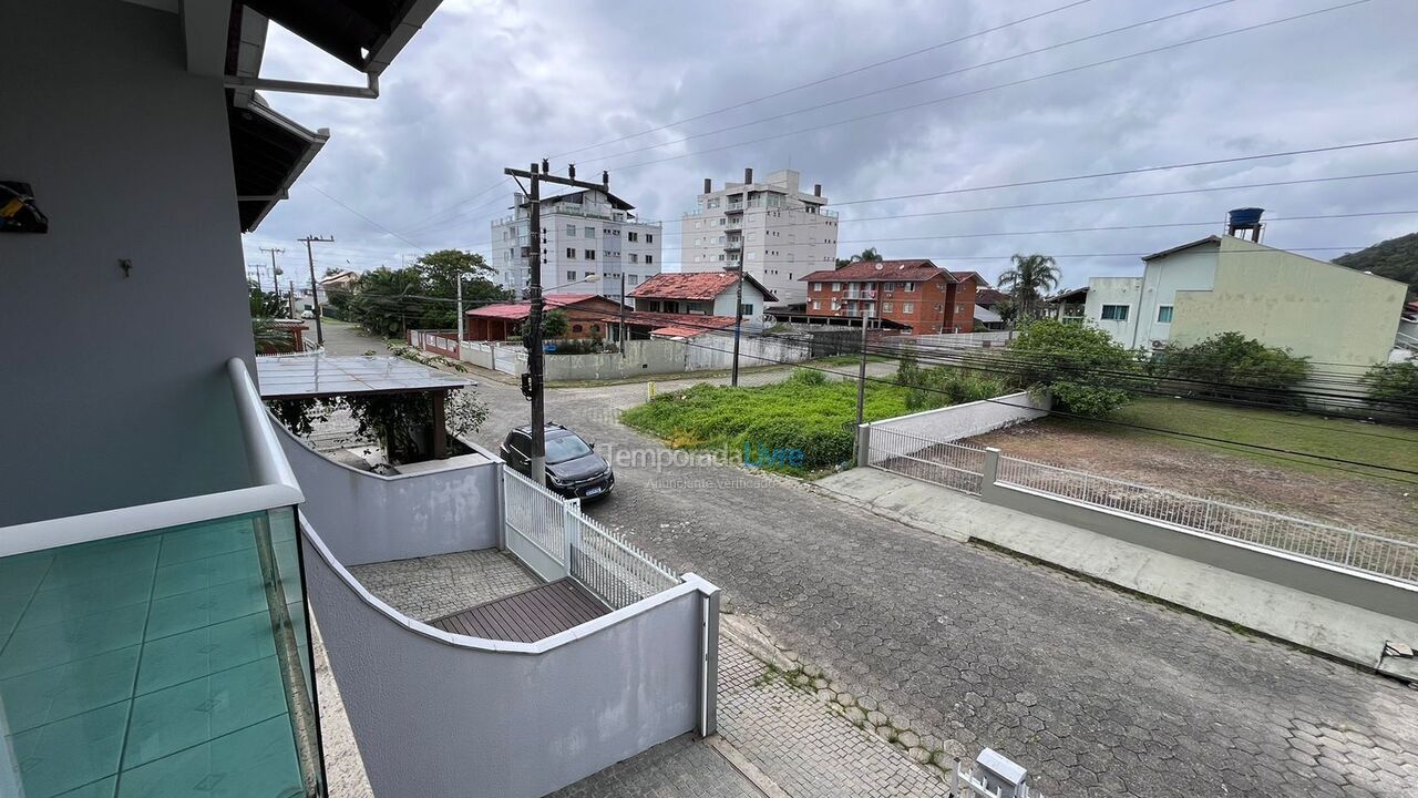 Casa para aluguel de temporada em São Francisco do Sul (Itaguaçu)