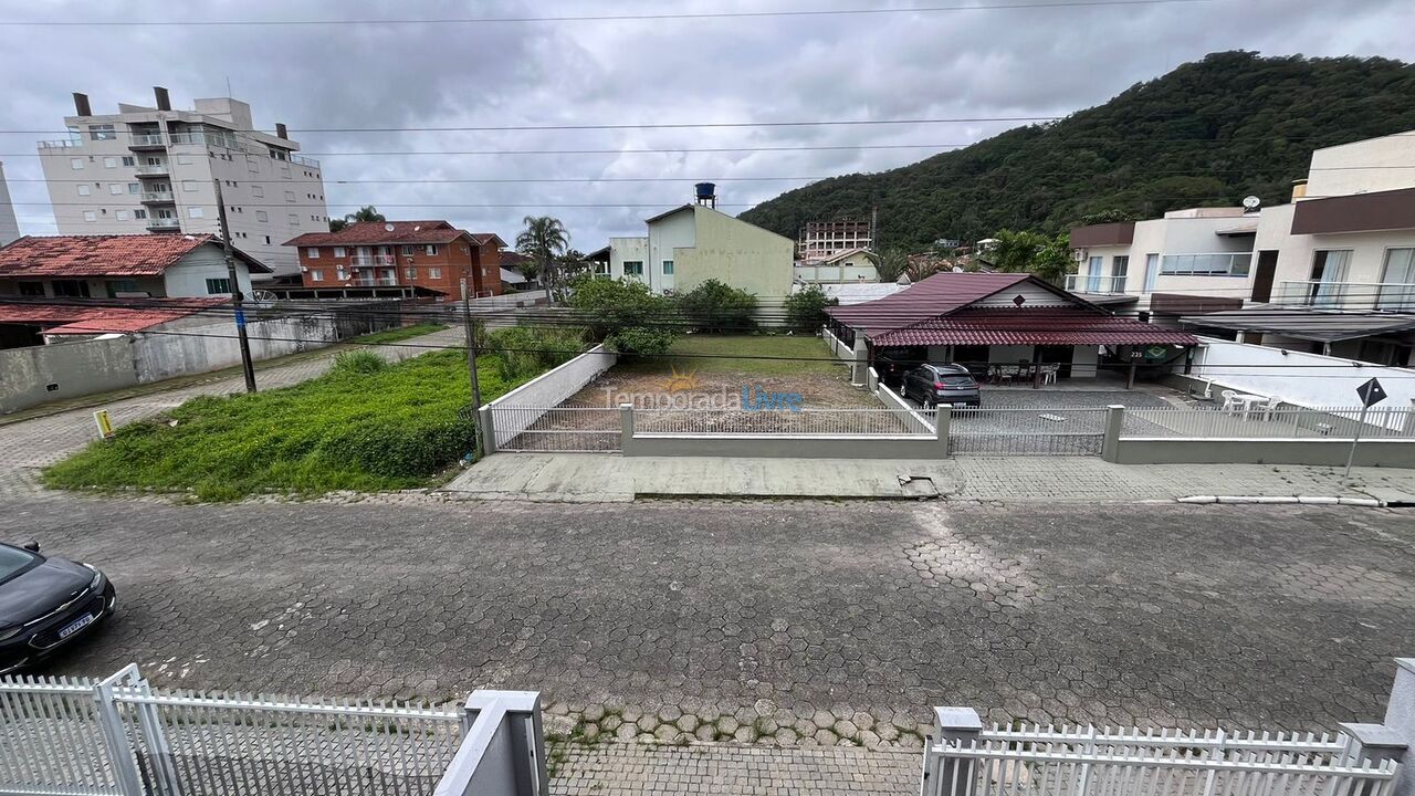 Casa para aluguel de temporada em São Francisco do Sul (Itaguaçu)