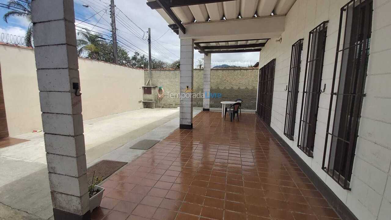 Casa para alquiler de vacaciones em Ubatuba (Maranduba)