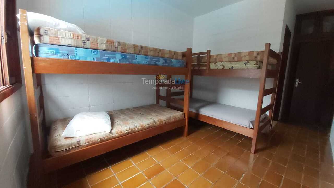 Casa para alquiler de vacaciones em Ubatuba (Maranduba)