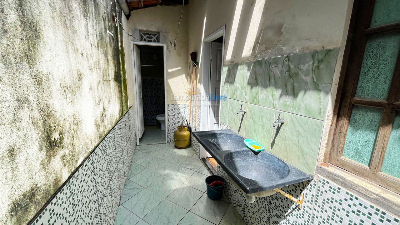 Casa para aluguel de temporada em Guarapari (Praia do Morro)