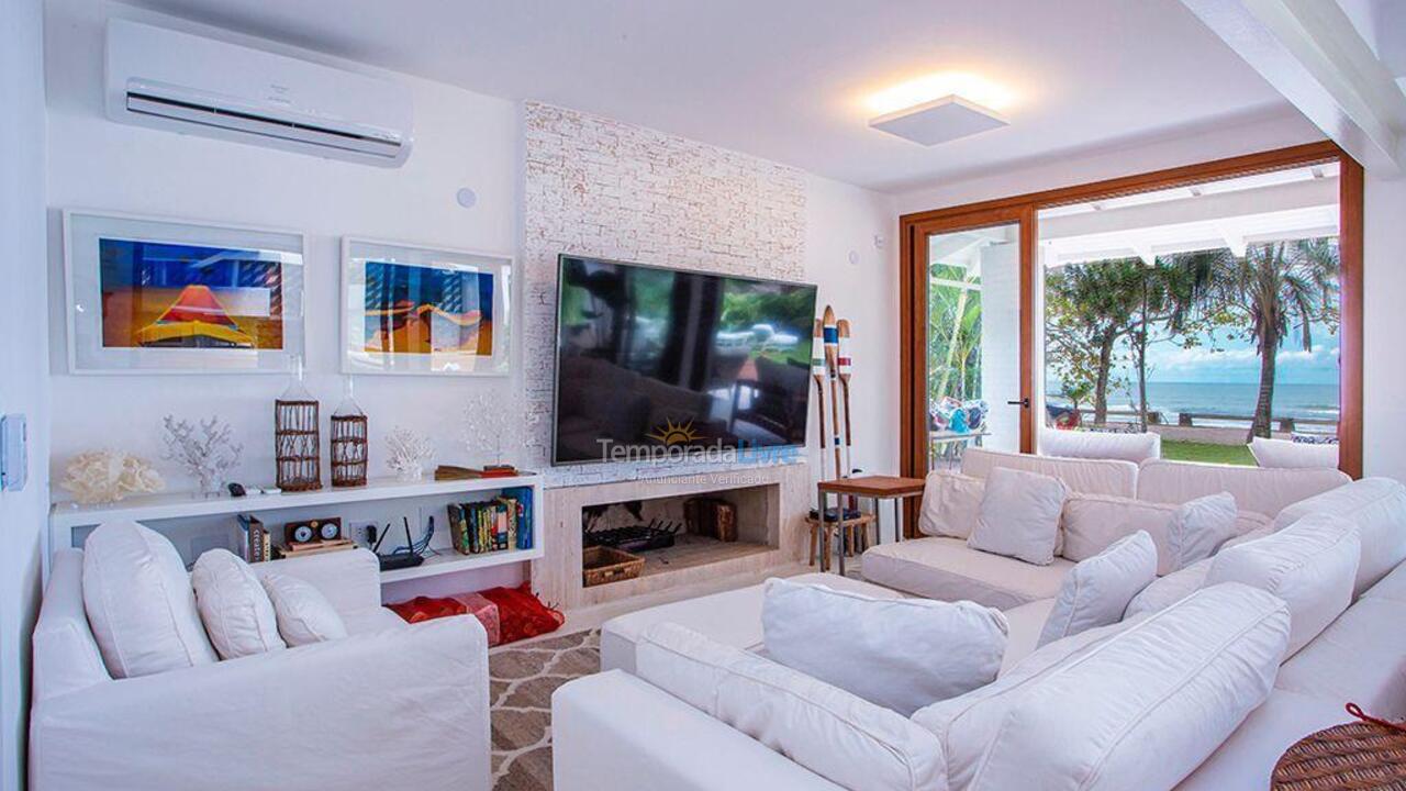 House for vacation rental in São Sebastião (Camburi)