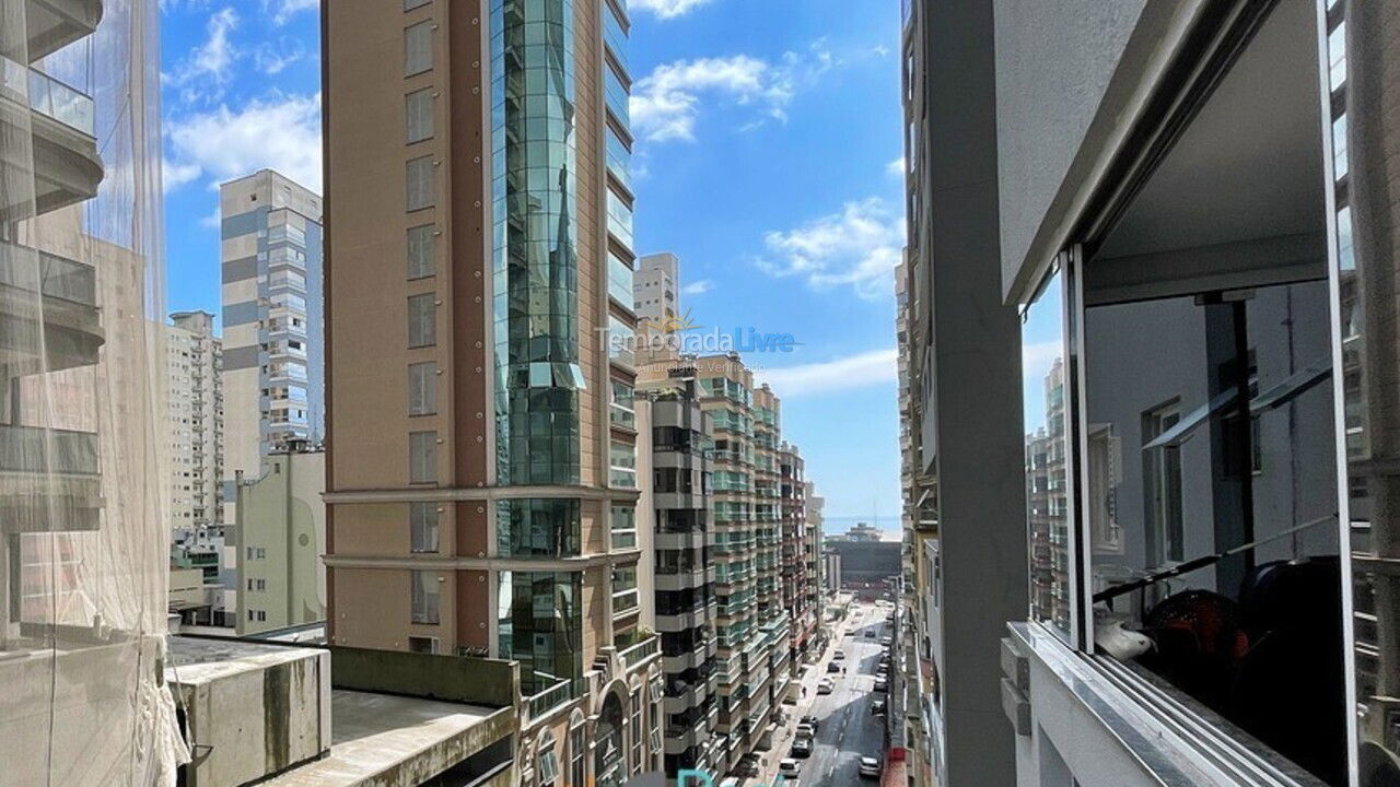 Apartment for vacation rental in Itapema (Meia Praia Quadra do Mar)