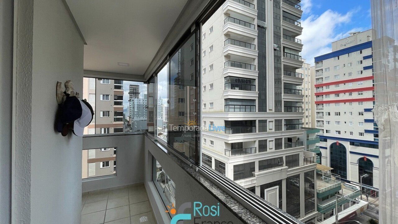 Apartment for vacation rental in Itapema (Meia Praia Quadra do Mar)