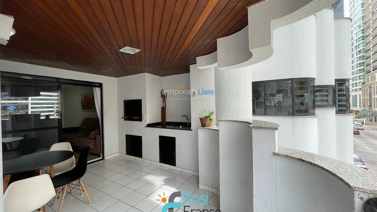 Apartment for vacation rental in Itapema (Meia Praia Frente Mar)