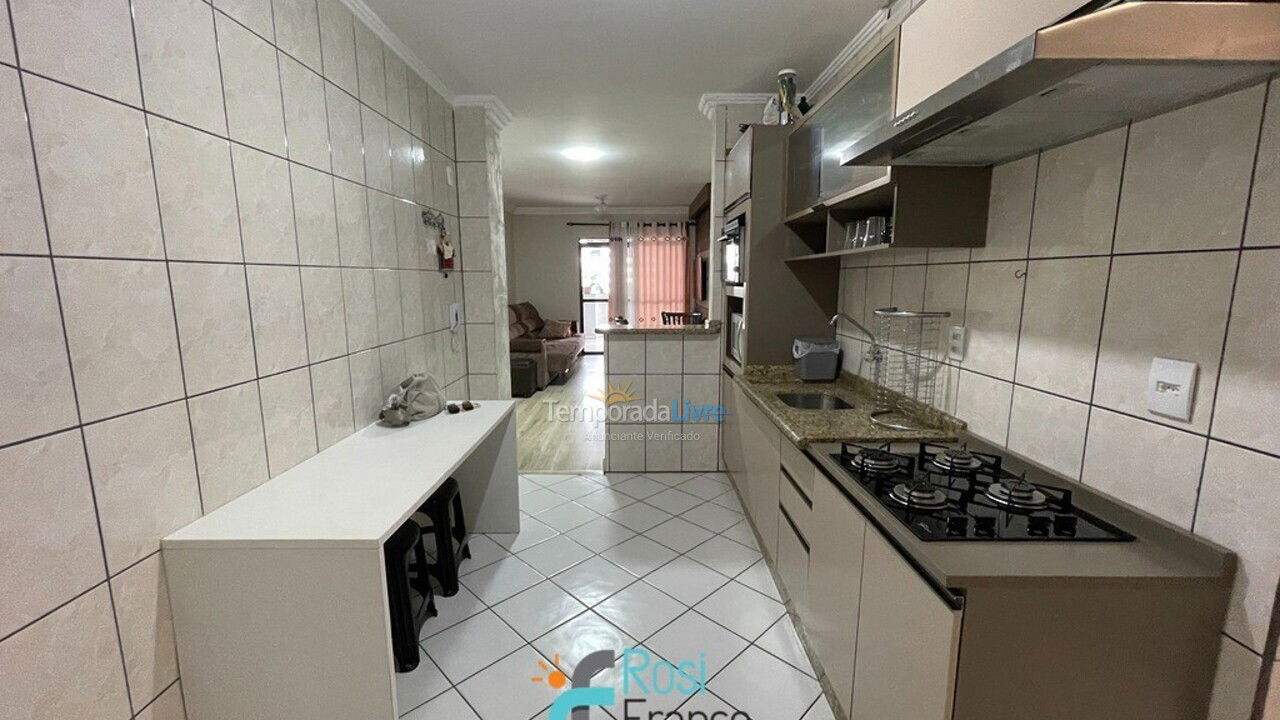 Apartment for vacation rental in Itapema (Meia Praia Frente Mar)