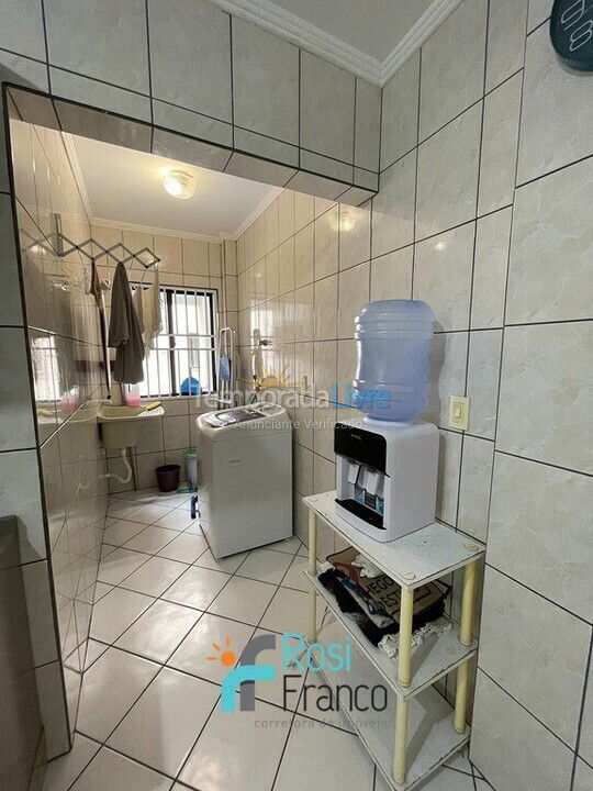 Apartment for vacation rental in Itapema (Meia Praia Frente Mar)