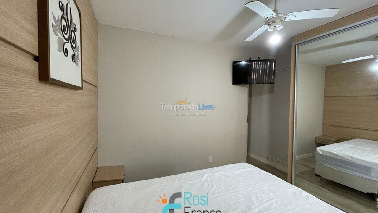 Apartment for vacation rental in Itapema (Meia Praia Frente Mar)
