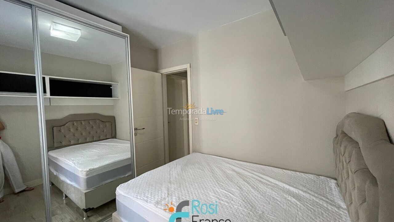 Apartment for vacation rental in Itapema (Meia Praia Frente Mar)