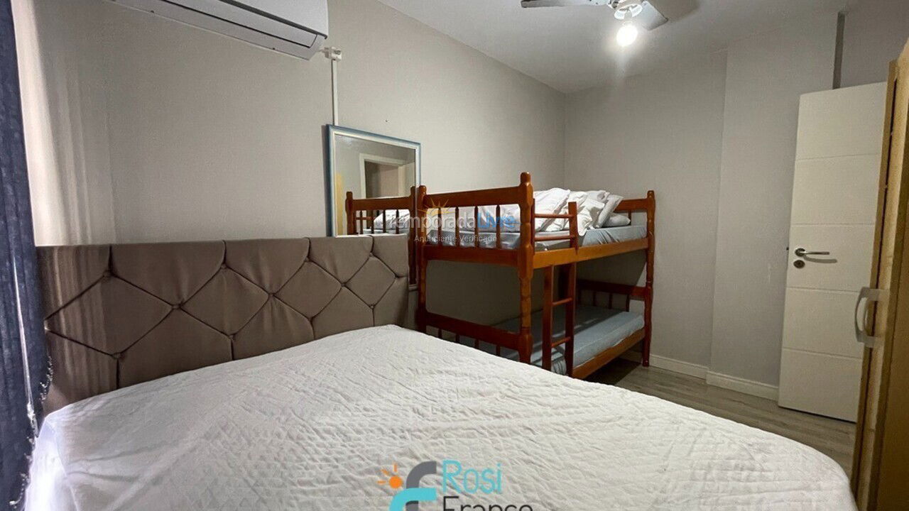Apartment for vacation rental in Itapema (Meia Praia Frente Mar)