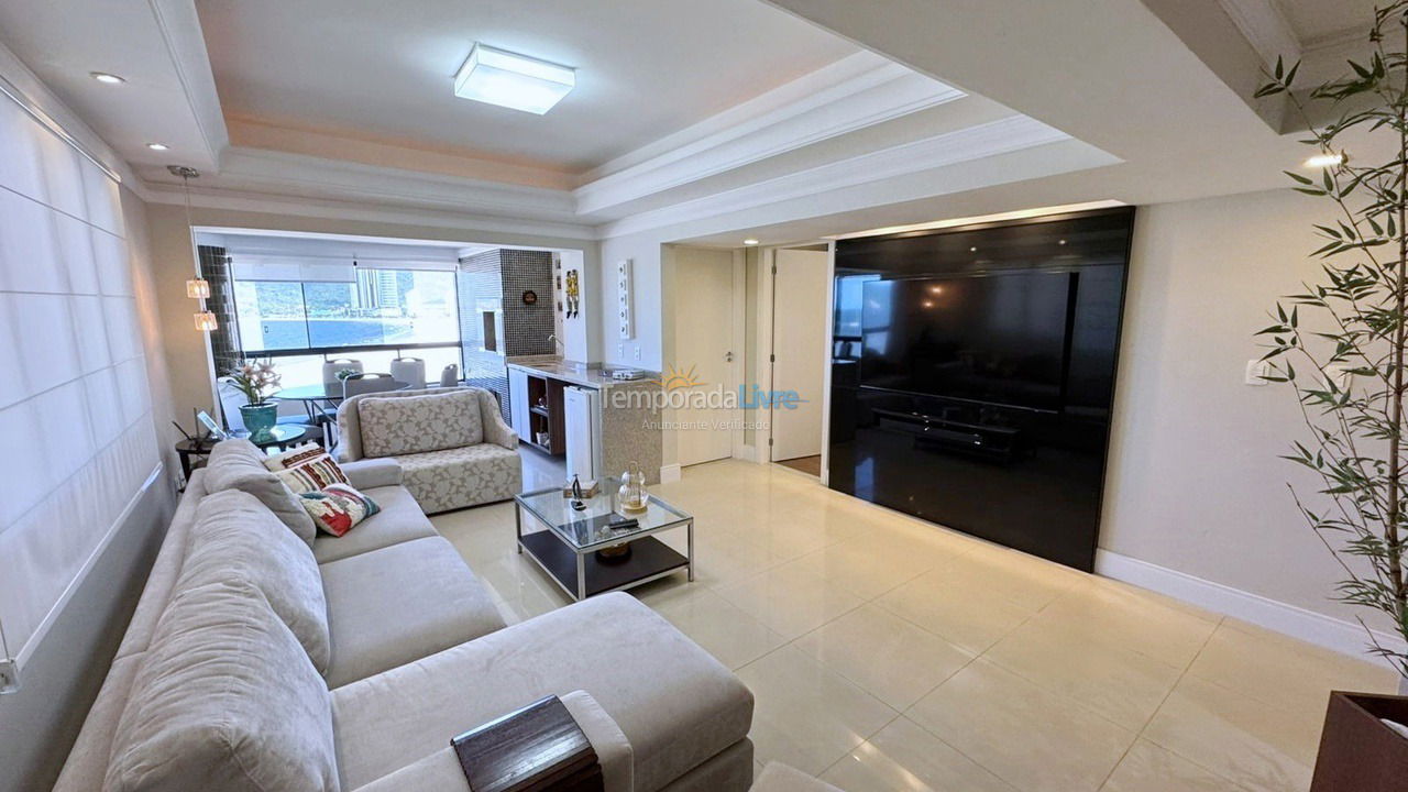 Apartamento para aluguel de temporada em Balneário Camboriú (Praia Central)