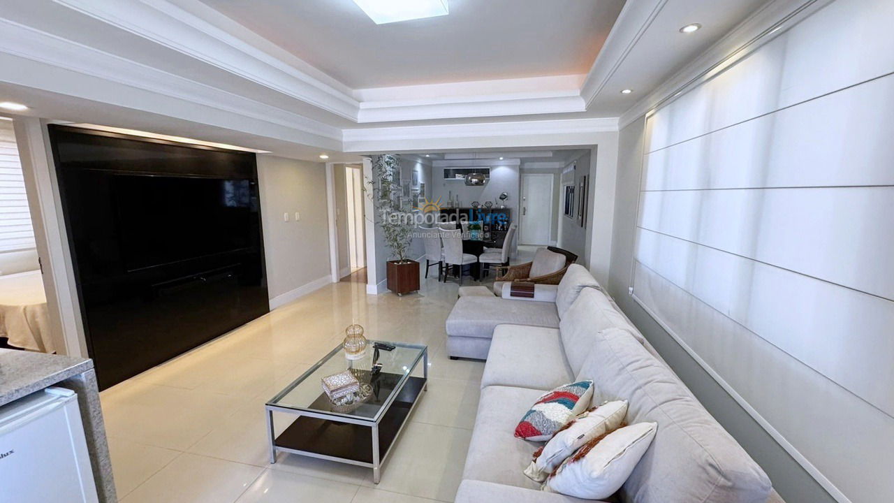 Apartamento para aluguel de temporada em Balneário Camboriú (Praia Central)