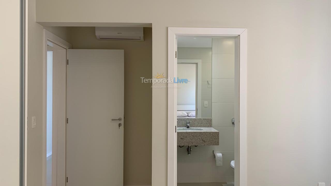 Apartamento para aluguel de temporada em Itapema (Centro)