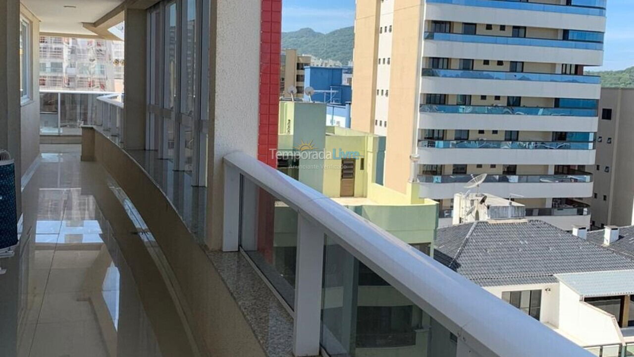 Apartamento para aluguel de temporada em Itapema (Centro)