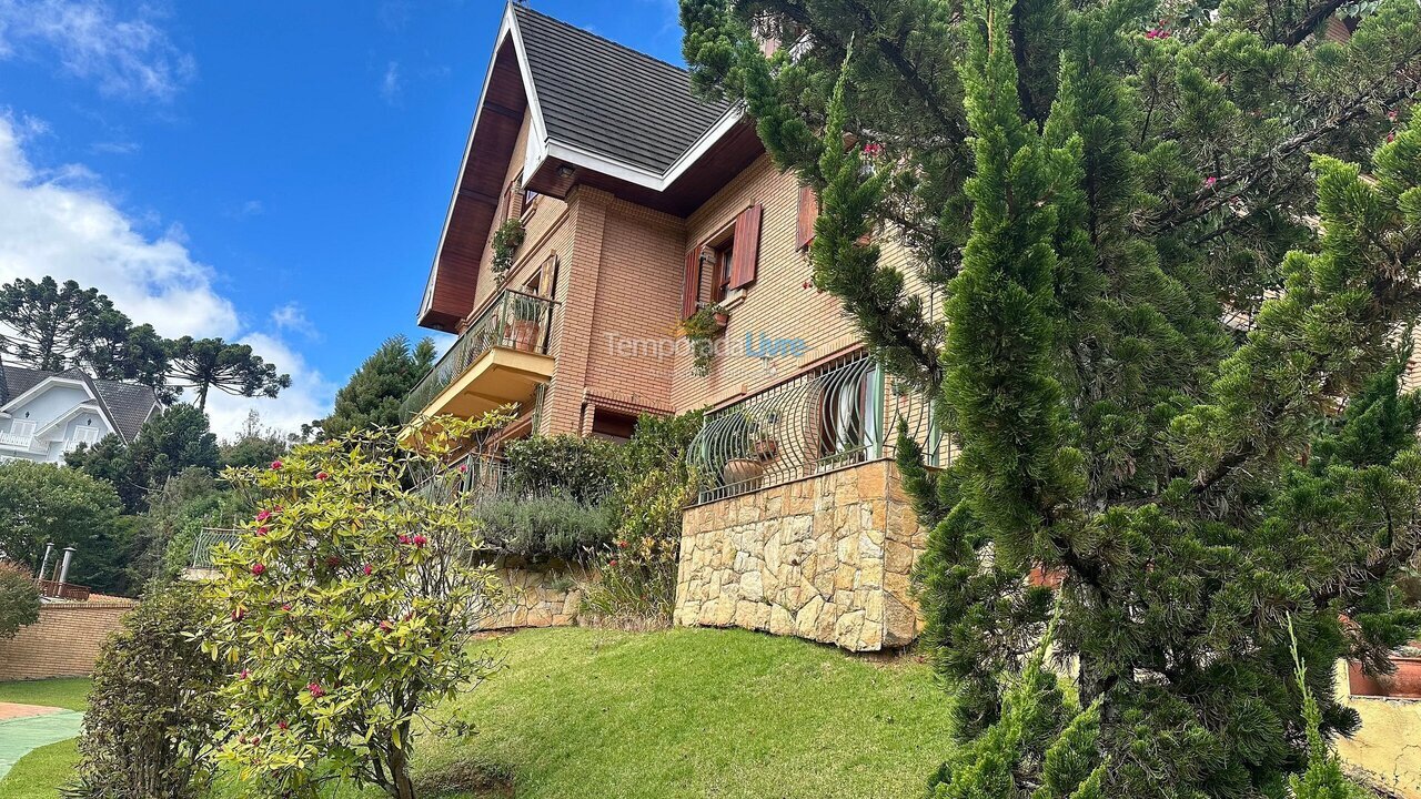 Casa para alquiler de vacaciones em Campos do Jordão (Véu da Noiva)