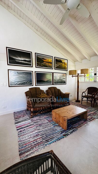 Casa para aluguel de temporada em São Sebastião (Camburi)