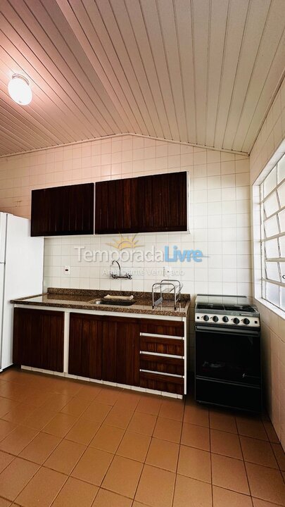 Casa para aluguel de temporada em Campos do Jordão (Jardim Toriba)