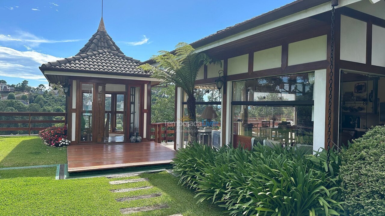 Casa para aluguel de temporada em Campos do Jordão (Alto do Capivari)