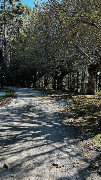 Casa para aluguel de temporada em Campos do Jordão (Jardim Toriba)