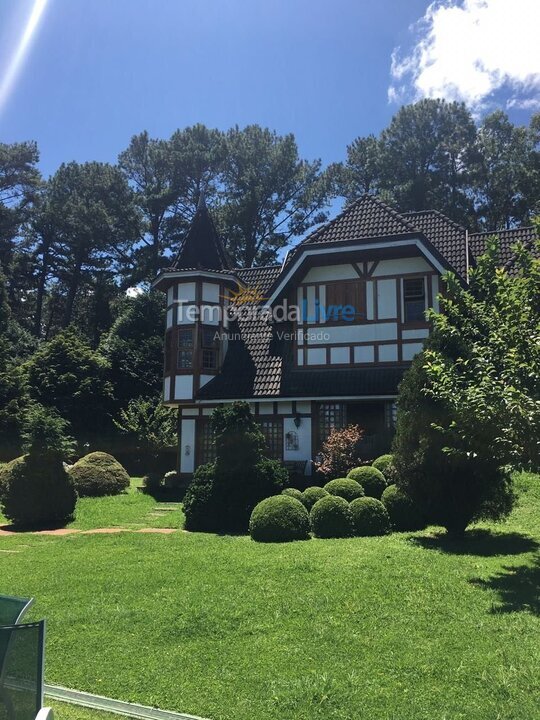 Casa para aluguel de temporada em Campos do Jordão (Alto do Capivari)