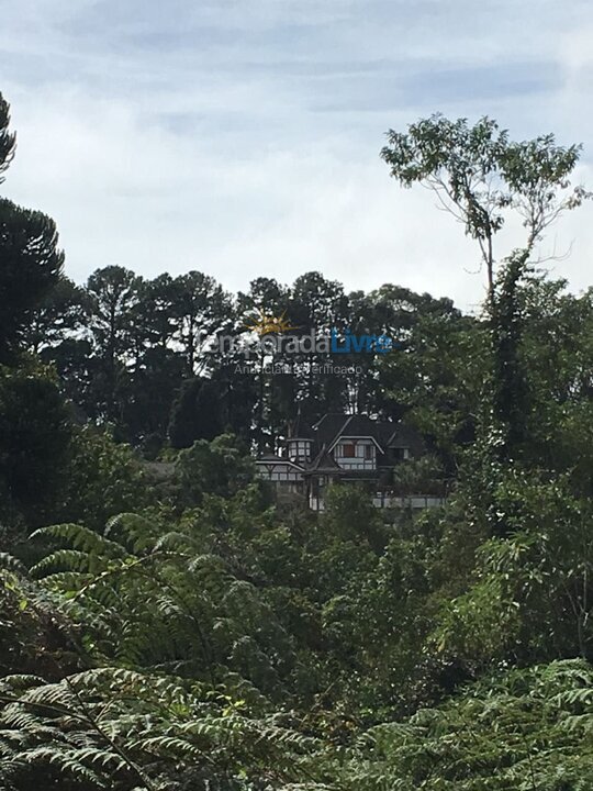 Casa para aluguel de temporada em Campos do Jordão (Alto do Capivari)