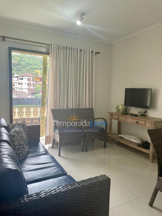 Apartamento para aluguel de temporada em Ubatuba (Praia das Toninhas)