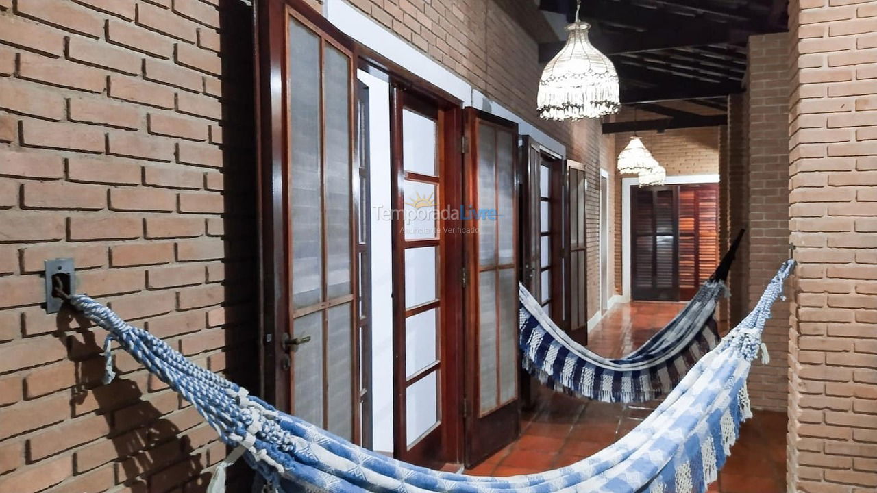 Casa para aluguel de temporada em Ubatuba (Itaguá)