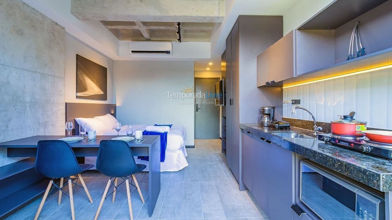 Apartamento para aluguel de temporada em Recife (Pe Ilha do Leite)