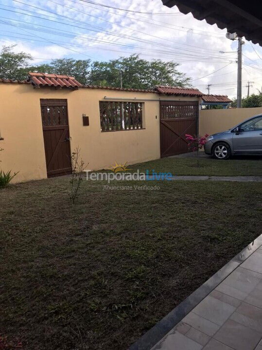 Casa para aluguel de temporada em Arraial do Cabo (Village do Pontal)