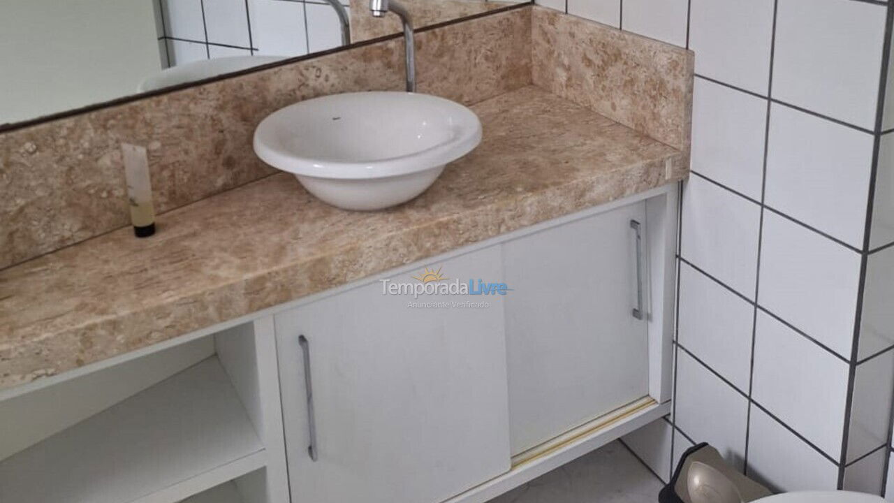 Apartamento para aluguel de temporada em Itapema (Centro)