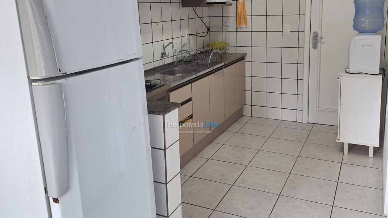 Apartamento para aluguel de temporada em Itapema (Centro)