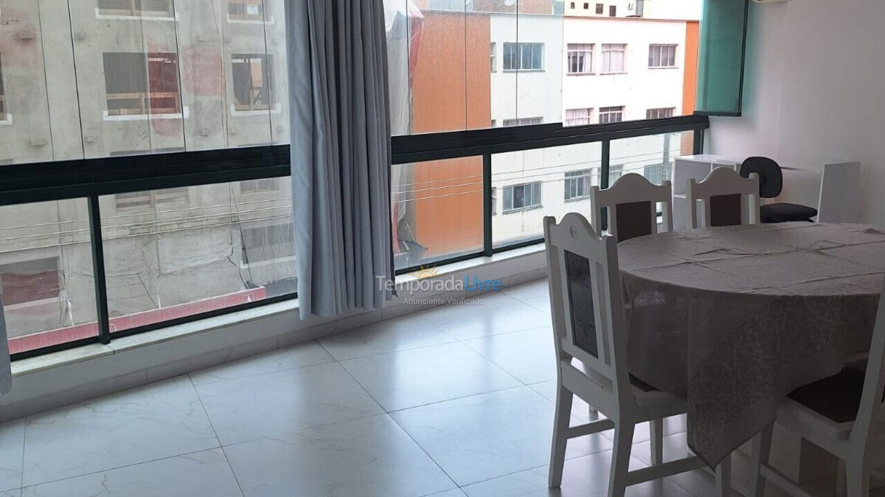 Apartamento para aluguel de temporada em Itapema (Centro)